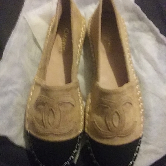 Chanel 39 espadrilles slippers.  Size 7 beige and black - Picture 4 of 4
